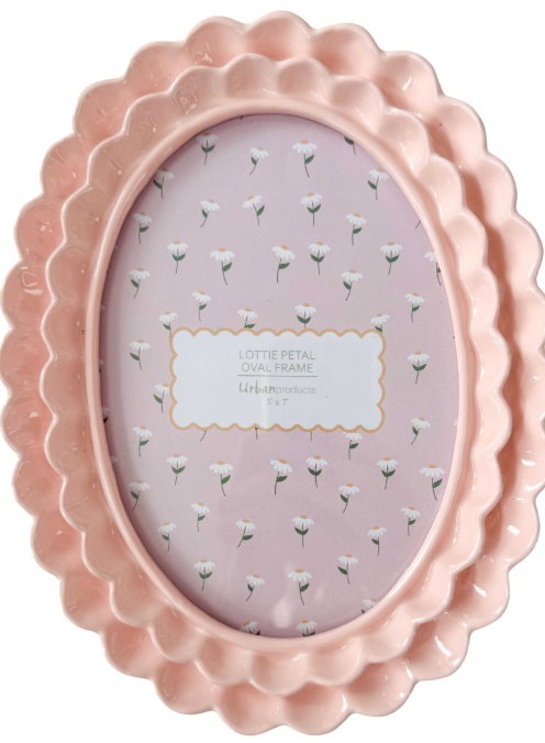 Lotti Petal Oval Frame Pink 5x7