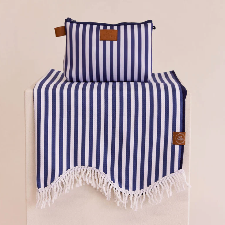 Sky Gazer Classic Beach Sand Free Towel - Fringe edge