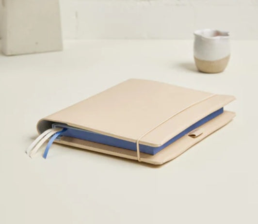 Emma Kate Co Compendium (Signature Crema)